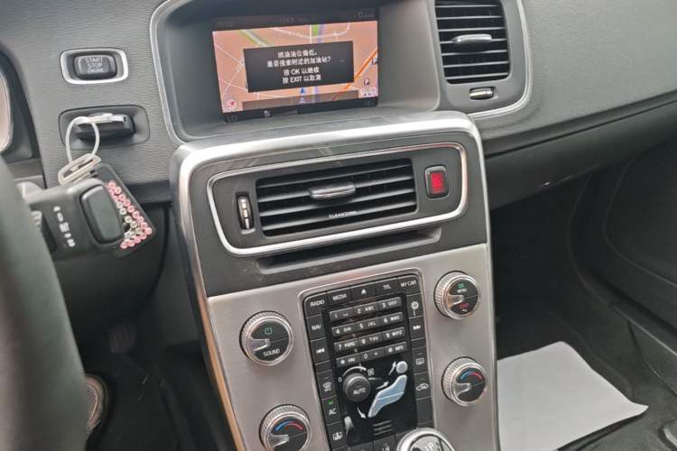 Used Volvo S60 New Energy 2018 S60L E-Drive Hybrid T6 Progressive Edition Audio And AC Panel