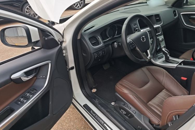 Used Volvo S60 New Energy 2018 S60L E-Drive Hybrid T6 Progressive Edition Driver Seat