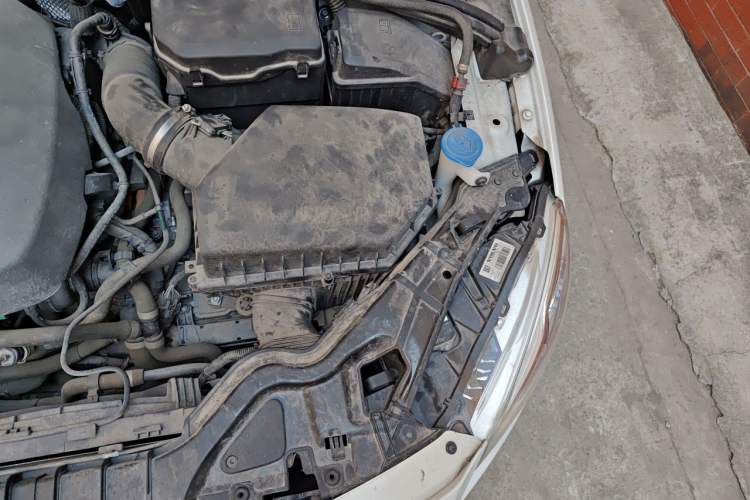 Used Volvo S60 New Energy 2018 S60L E-Drive Hybrid T6 Progressive Edition Engine Bay Left