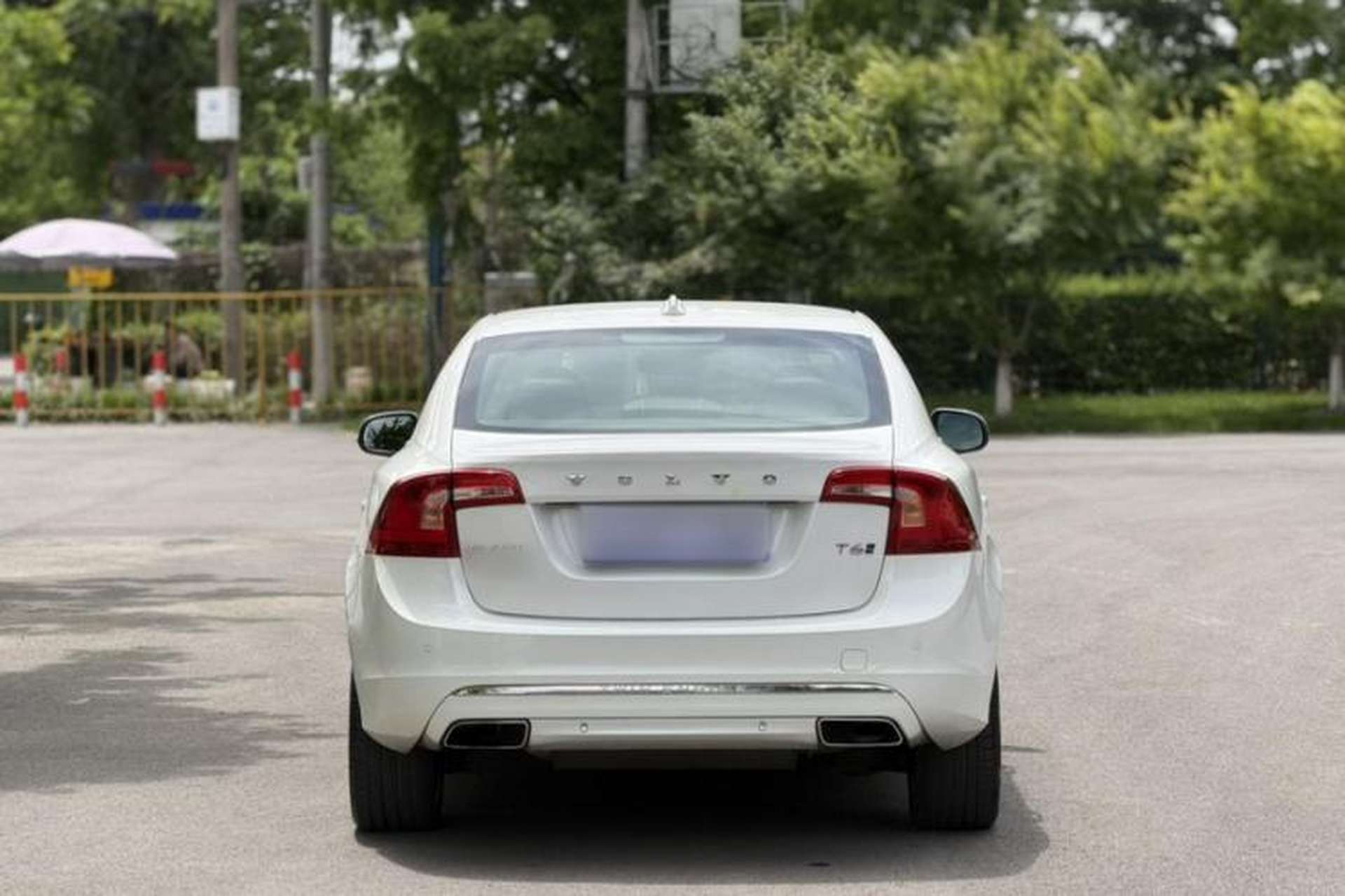 Used Volvo S60 New Energy 2018 S60L E-Drive Hybrid T6 Progressive Edition Exterior 4
