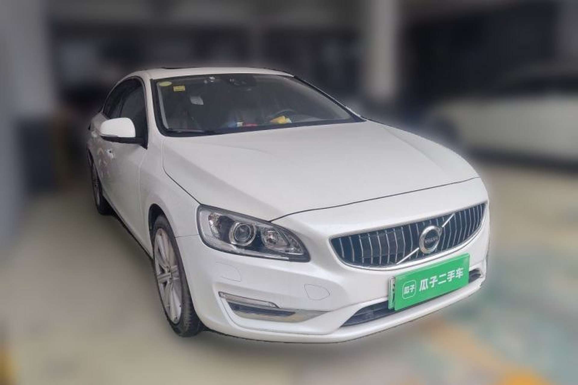 Used Volvo S60 New Energy 2018 S60L E-Drive Hybrid T6 Progressive Edition Front Right 45 Deg