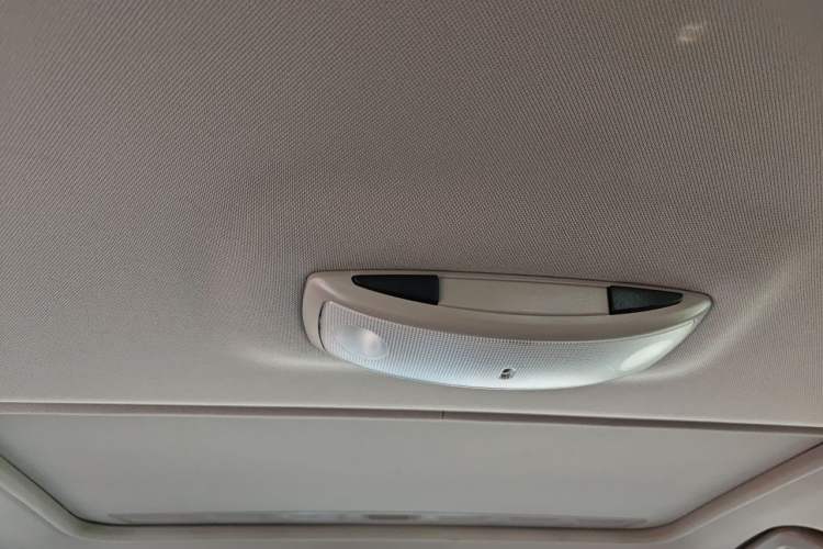 Used Volvo S60 New Energy 2018 S60L E-Drive Hybrid T6 Progressive Edition Headliner
