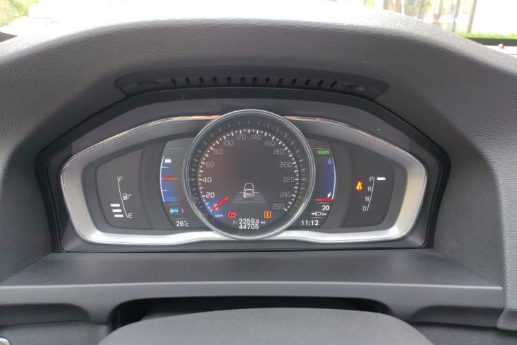 Used Volvo S60 New Energy 2018 S60L E-Drive Hybrid T6 Progressive Edition Instrument Cluster