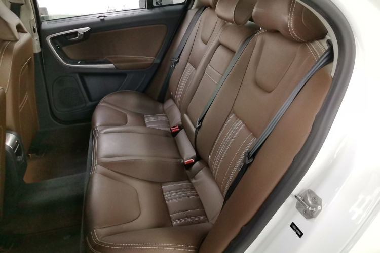 Used Volvo S60 New Energy 2018 S60L E-Drive Hybrid T6 Progressive Edition Interior 1