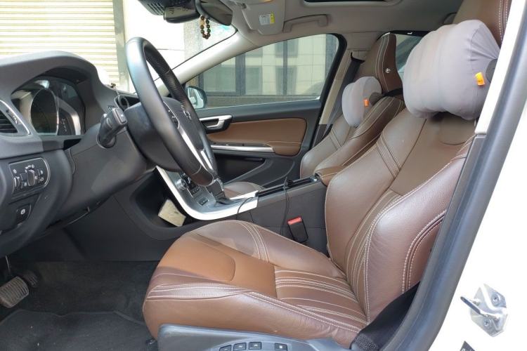 Used Volvo S60 New Energy 2018 S60L E-Drive Hybrid T6 Progressive Edition Left Front Seat