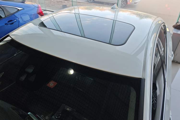 Used Volvo S60 New Energy 2019 S60L T6 E-Drive Hybrid Edition Roof