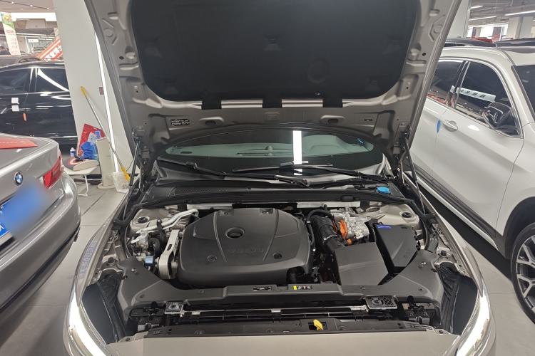 Used Volvo S60 New Energy 2020 T8 e-Drive Hybrid All-Wheel Drive Smart Luxury Edition Engine Bay