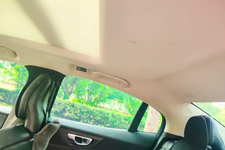 Used Volvo S60 New Energy 2020 T8 e-Drive Hybrid All-Wheel Drive Smart Luxury Edition Headliner