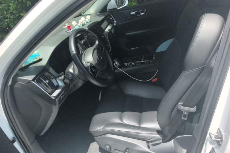 Used Volvo S60 New Energy 2020 T8 e-Drive Hybrid All-Wheel Drive Smart Luxury Edition Left Front Seat