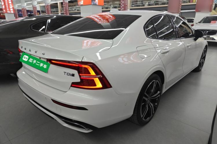 Used Volvo S60 New Energy 2020 T8 eDrive Hybrid All-Wheel Drive Smart Luxury Sport Edition Rear Right 45 Deg
