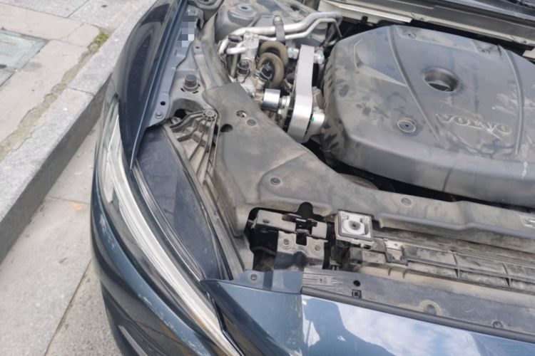 Used Volvo S60 New Energy 2021 T8 E-Drive Hybrid Four-Wheel Drive Smart Luxury Edition Engine Bay Right