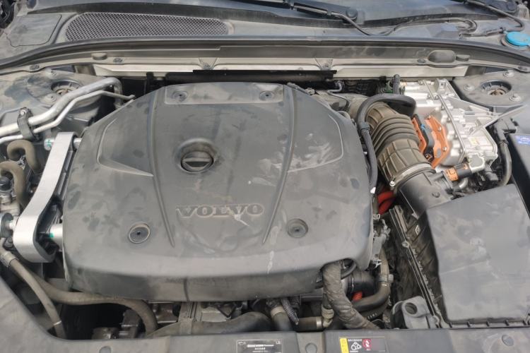 Used Volvo S60 New Energy 2021 T8 E-Drive Hybrid Four-Wheel Drive Smart Luxury Edition Engine Bay