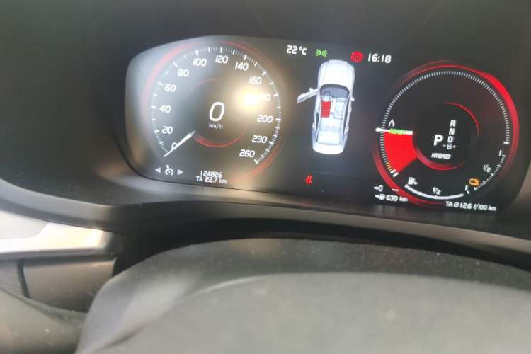 Used Volvo S60 New Energy 2021 T8 E-Drive Hybrid Four-Wheel Drive Smart Luxury Edition Odometer Close Up