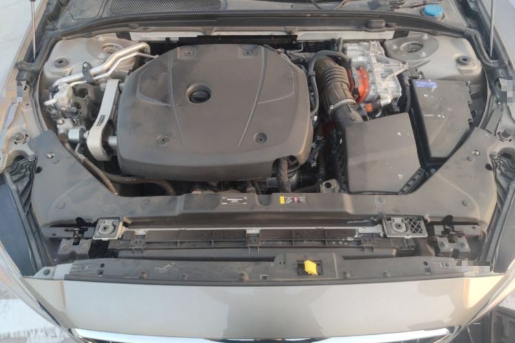 Used Volvo S60 New Energy 2021 T8 E-Drive Hybrid Four-Wheel Drive Smart Luxury Edition Engine Bay