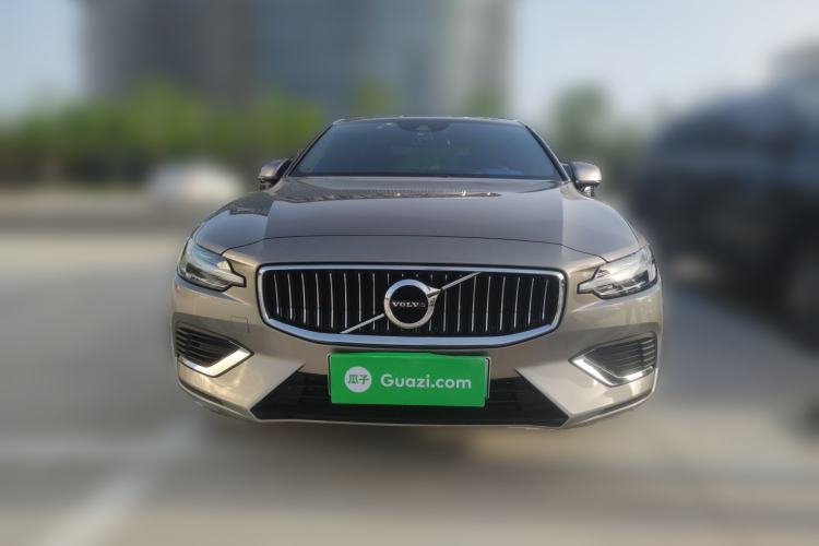 Used Volvo S60 New Energy 2021 T8 E-Drive Hybrid Four-Wheel Drive Smart Luxury Edition Front
