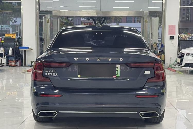 Used Volvo S60 New Energy 2021 T8 E-Drive Hybrid Four-Wheel Drive Smart Luxury Edition Exterior 6