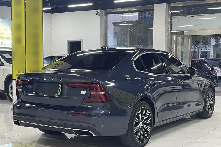 Used Volvo S60 New Energy 2021 T8 E-Drive Hybrid Four-Wheel Drive Smart Luxury Edition Exterior 8
