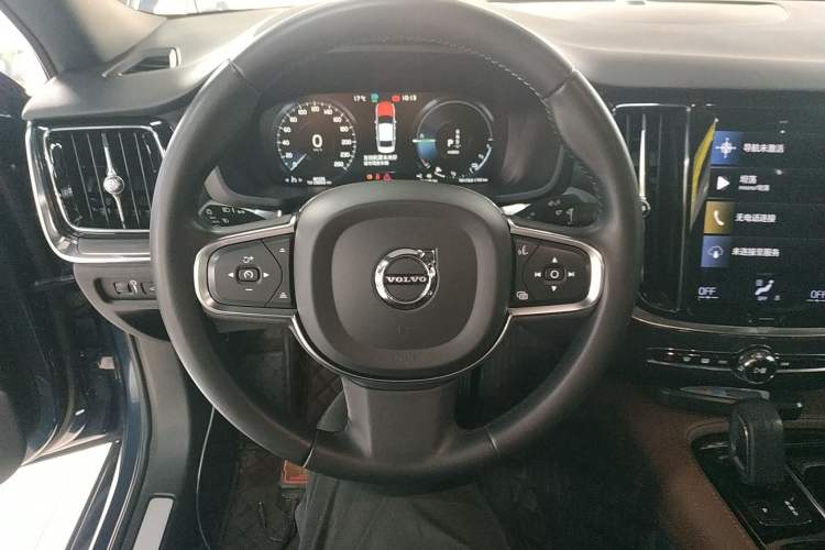 Used Volvo S60 New Energy 2021 T8 E-Drive Hybrid Four-Wheel Drive Smart Luxury Edition Steering Wheel