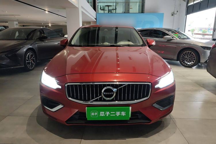 Used Volvo S60 New Energy 2021 T8 E-Drive Hybrid Four-Wheel Drive Smart Luxury Edition Exterior 1