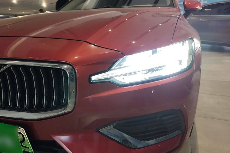 Used Volvo S60 New Energy 2021 T8 E-Drive Hybrid Four-Wheel Drive Smart Luxury Edition Left Front Headlight