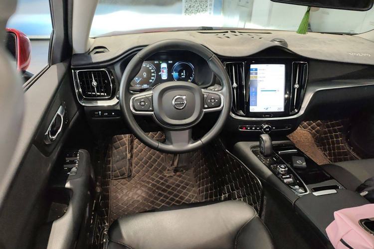 Used Volvo S60 New Energy 2021 T8 E-Drive Hybrid Four-Wheel Drive Smart Luxury Edition Steering Wheel