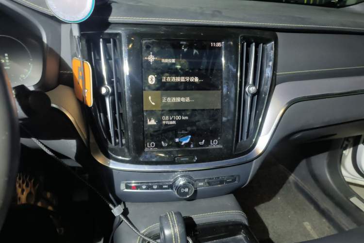 Used Volvo S60 New Energy 2021 T8 E-Drive Hybrid All-Wheel Drive Smart & Sport Edition Audio And AC Panel