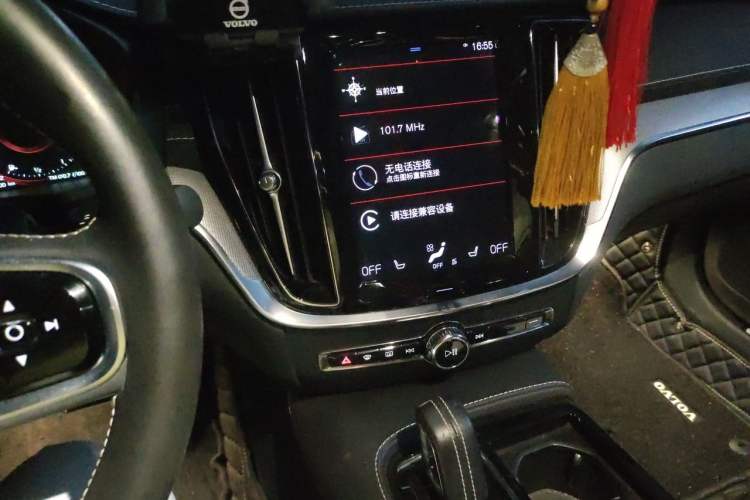 Used Volvo S60 New Energy 2021 T8 E-Drive Hybrid All-Wheel Drive Smart & Sport Edition Audio And AC Panel