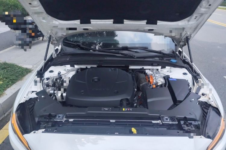 Used Volvo S60 New Energy 2021 T8 E-Drive Hybrid Four-Wheel Drive Smart Luxury Edition Engine Bay