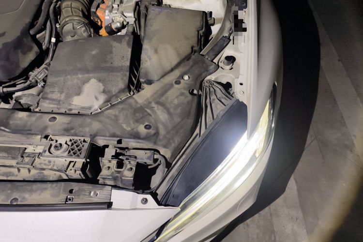 Used Volvo S60 New Energy 2021 T8 E-Drive Hybrid All-Wheel Drive Smart & Sport Edition Engine Bay Left