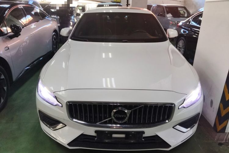 Used Volvo S60 New Energy 2021 T8 E-Drive Hybrid Four-Wheel Drive Smart Luxury Edition Exterior 1