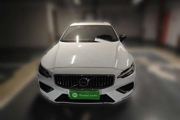 Used Volvo S60 New Energy 2021 T8 E-Drive Hybrid Four-Wheel Drive Smart Luxury Edition Front