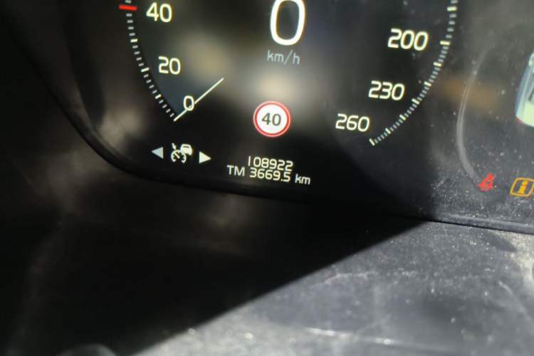 Used Volvo S60 New Energy 2021 T8 E-Drive Hybrid All-Wheel Drive Smart & Sport Edition Odometer Close Up