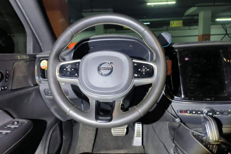 Used Volvo S60 New Energy 2021 T8 E-Drive Hybrid All-Wheel Drive Smart & Sport Edition Steering Wheel
