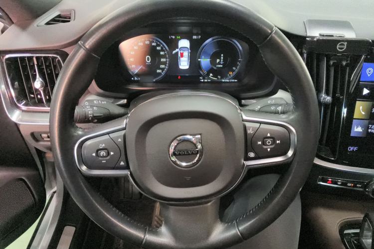 Used Volvo S60 New Energy 2021 T8 E-Drive Hybrid Four-Wheel Drive Smart Luxury Edition Steering Wheel