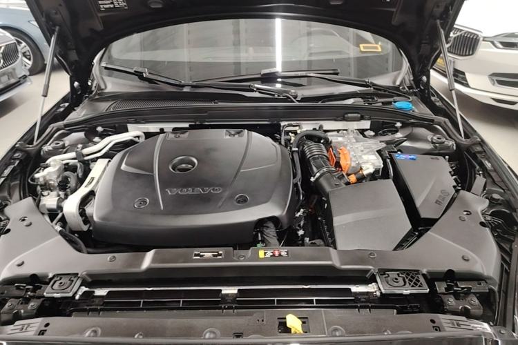 Used Volvo S60 New Energy 2022 T8 eDrive Hybrid All-Wheel Drive Smart & Sporty Edition Engine Bay