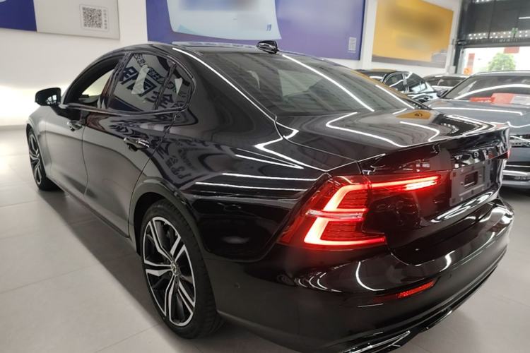 Used Volvo S60 New Energy 2022 T8 eDrive Hybrid All-Wheel Drive Smart & Sporty Edition Rear Left 45 Deg