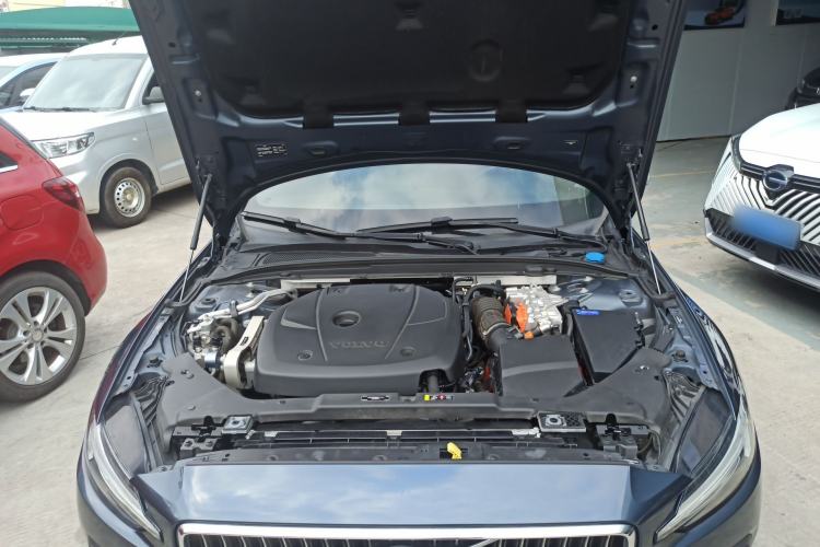 Used Volvo S60 New Energy 2022 T8 eDrive Hybrid All-Wheel Drive Smart Luxury Edition Engine Bay