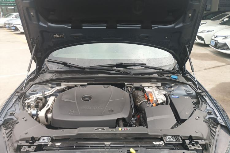 Used Volvo S60 New Energy 2022 T8 eDrive Hybrid All-Wheel Drive Smart Luxury Edition Engine Bay