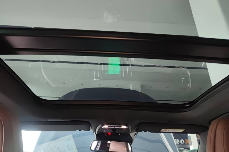 Used Volvo S60 New Energy 2022 T8 eDrive Hybrid All-Wheel Drive Smart Luxury Edition Headliner