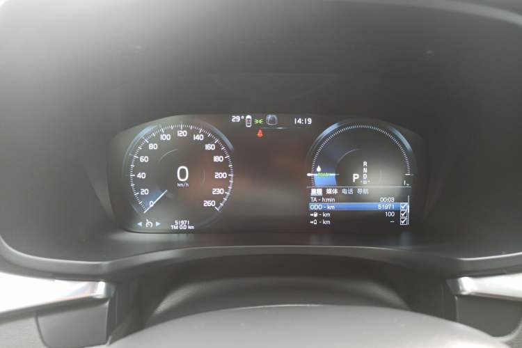 Used Volvo S60 New Energy 2022 T8 eDrive Hybrid All-Wheel Drive Smart Luxury Edition Instrument Cluster
