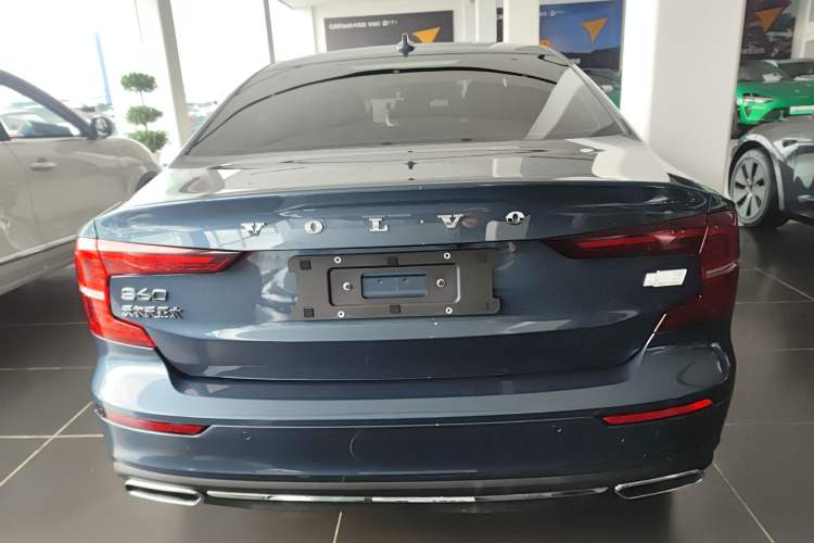 Used Volvo S60 New Energy 2022 T8 eDrive Hybrid All-Wheel Drive Smart Luxury Edition Rear