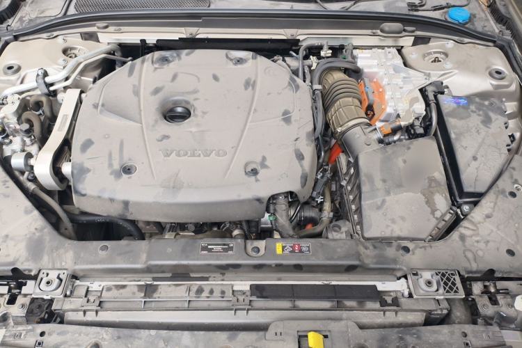 Used Volvo S60 New Energy 2022 T8 eDrive Hybrid All-Wheel Drive Smart Luxury Edition Engine Bay