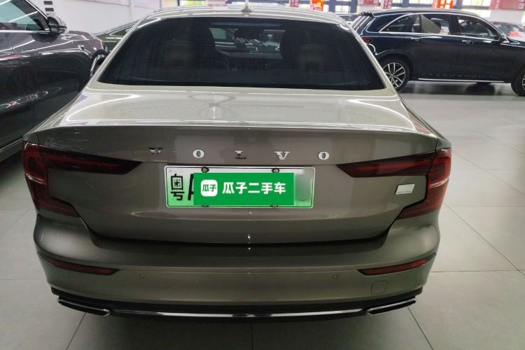 Used Volvo S60 New Energy 2022 T8 eDrive Hybrid All-Wheel Drive Smart Luxury Edition Rear