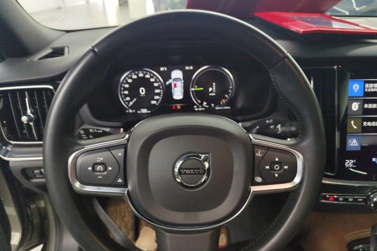 Used Volvo S60 New Energy 2022 T8 eDrive Hybrid All-Wheel Drive Smart Luxury Edition Steering Wheel
