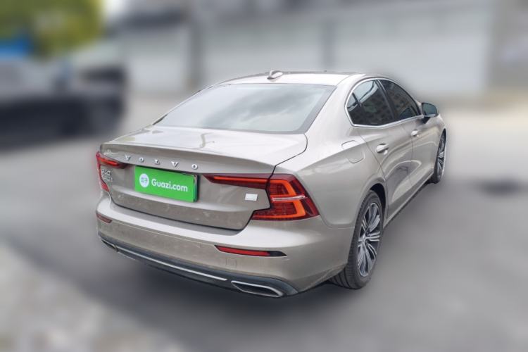 Used Volvo S60 New Energy 2022 T8 eDrive Hybrid All-Wheel Drive Smart Luxury Edition Rear Right 45 Deg