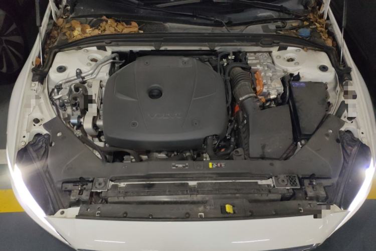 Used Volvo S60 New Energy 2022 T8 eDrive Hybrid All-Wheel Drive Smart Luxury Edition Engine Bay