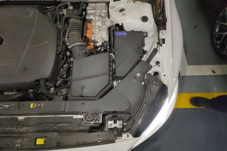 Used Volvo S60 New Energy 2022 T8 eDrive Hybrid All-Wheel Drive Smart Luxury Edition Engine Bay Left