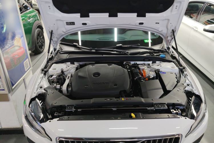 Used Volvo S60 New Energy 2022 T8 eDrive Hybrid All-Wheel Drive Smart Luxury Edition Engine Bay