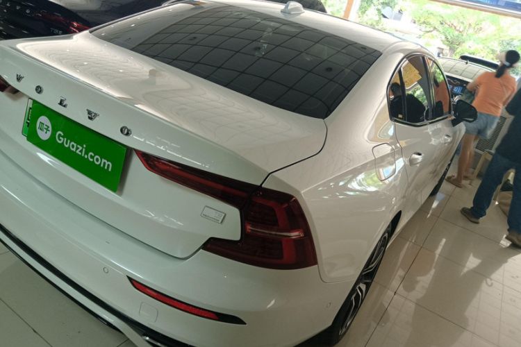 Used Volvo S60 New Energy 2022 T8 eDrive Hybrid All-Wheel Drive Smart & Sporty Edition Exterior 3