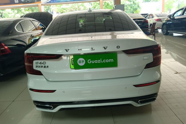 Used Volvo S60 New Energy 2022 T8 eDrive Hybrid All-Wheel Drive Smart & Sporty Edition Exterior 4